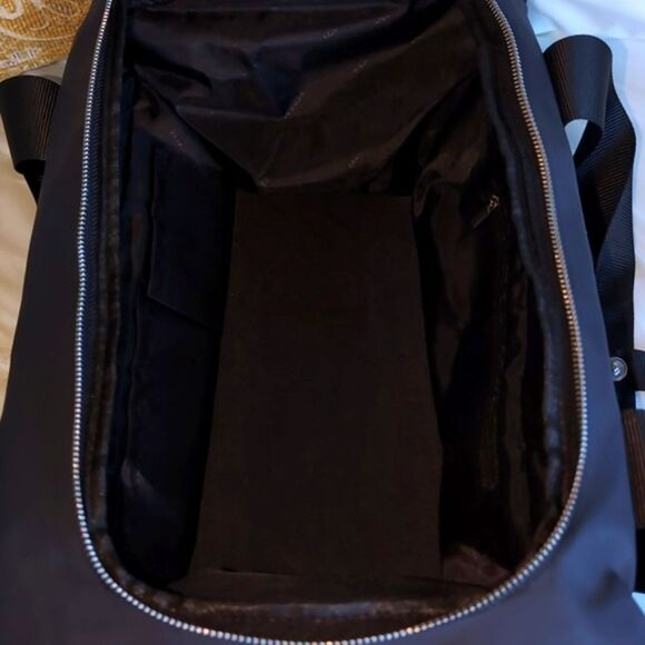 VERSACE Luxury Parfums Travel/ Weekender Tote/ Backpack Duffle NWOT - Picture 12 of 16